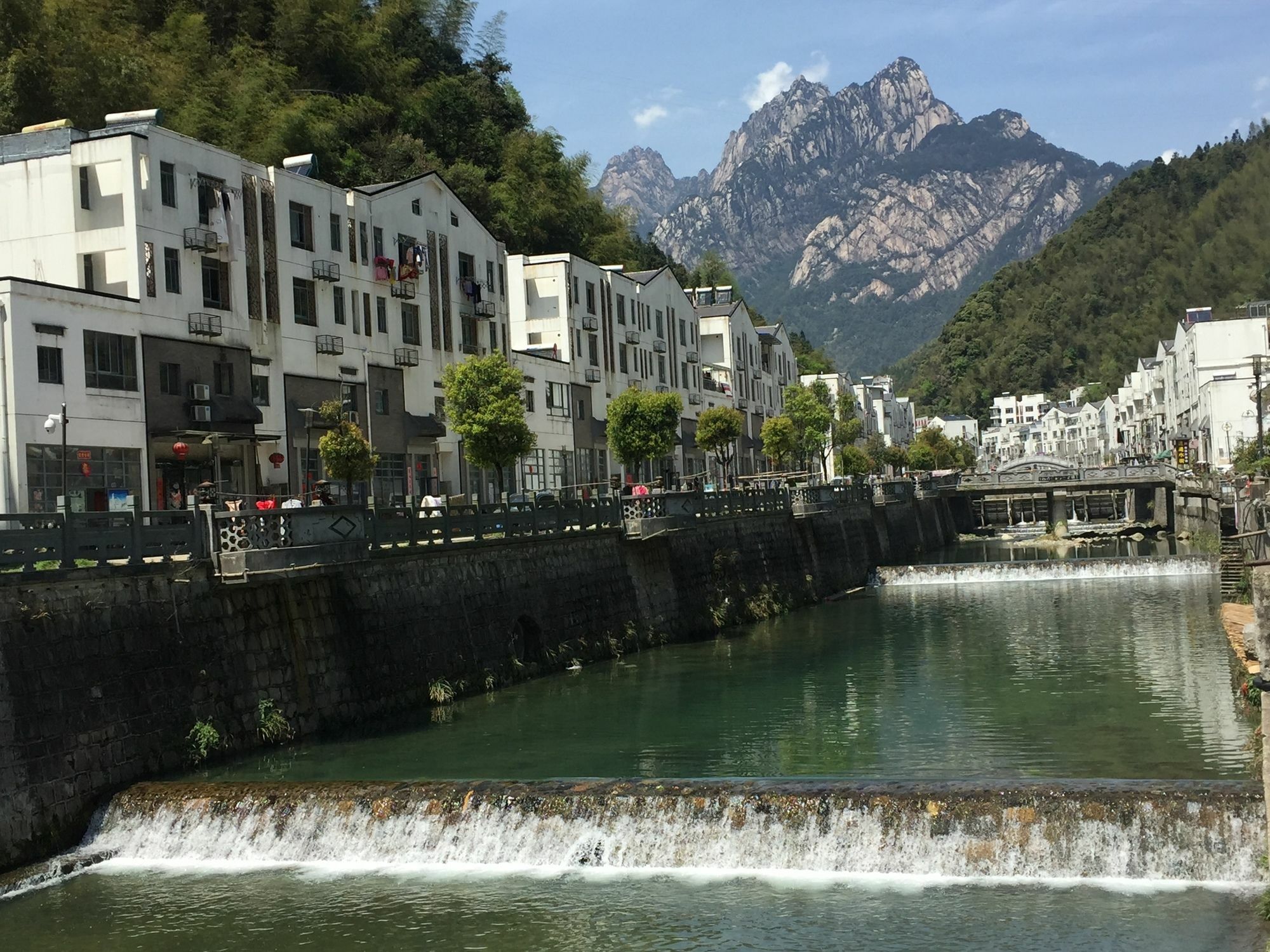 Yellow Mountain Bridge Over River Inn Хуаншань Экстерьер фото